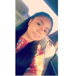 Meet your Posher, Leslie